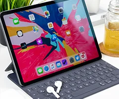 Notebooky, tablety a e-knihy